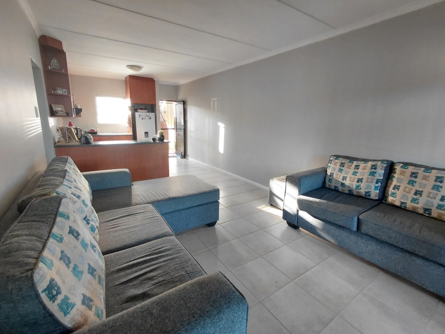 To Let 2 Bedroom Property for Rent in Kabega Park Eastern Cape